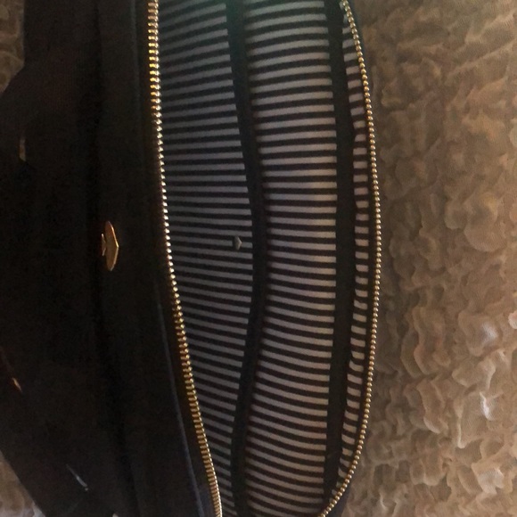 NWOT Kate Spade crossbody iPad / Tablet / Chromebook bag. - Picture 6 of 8